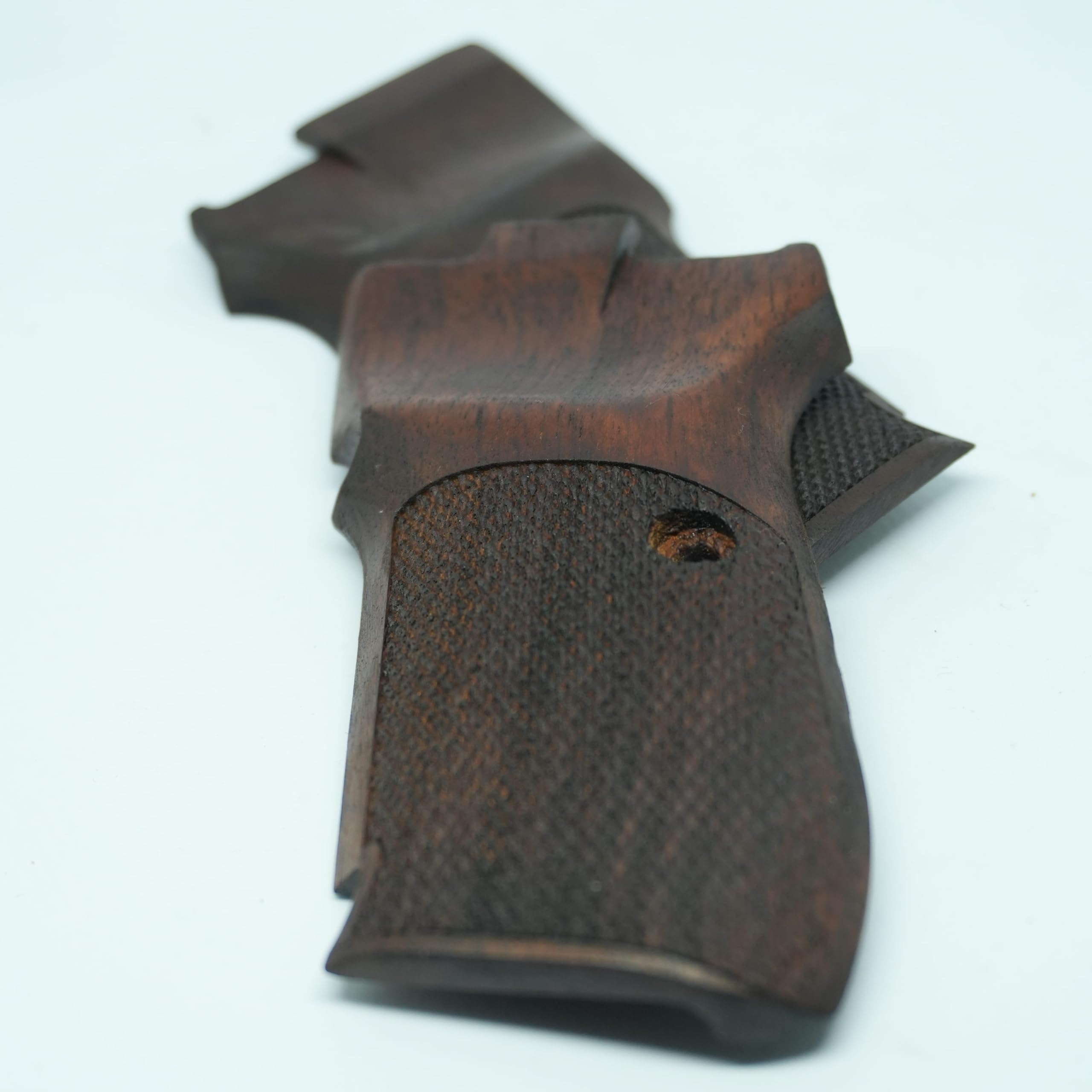 Hk grips Premium Turkish Walnut Gun Grips Compatible with CZ 82 and CZ 83, Checkered Texture, CNC Machined, Natural Wood Finish
