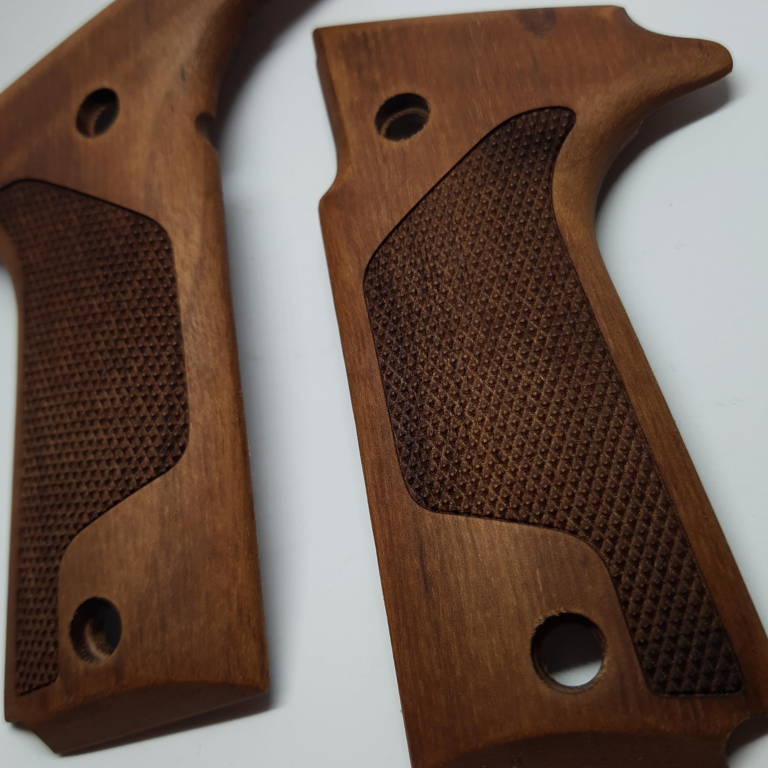 HK GRIPS Walnut Wooden Grip Panels Compatible with Colt Double Eagle Models Handcrafted KSD Design Ergonomic Handle Accessories